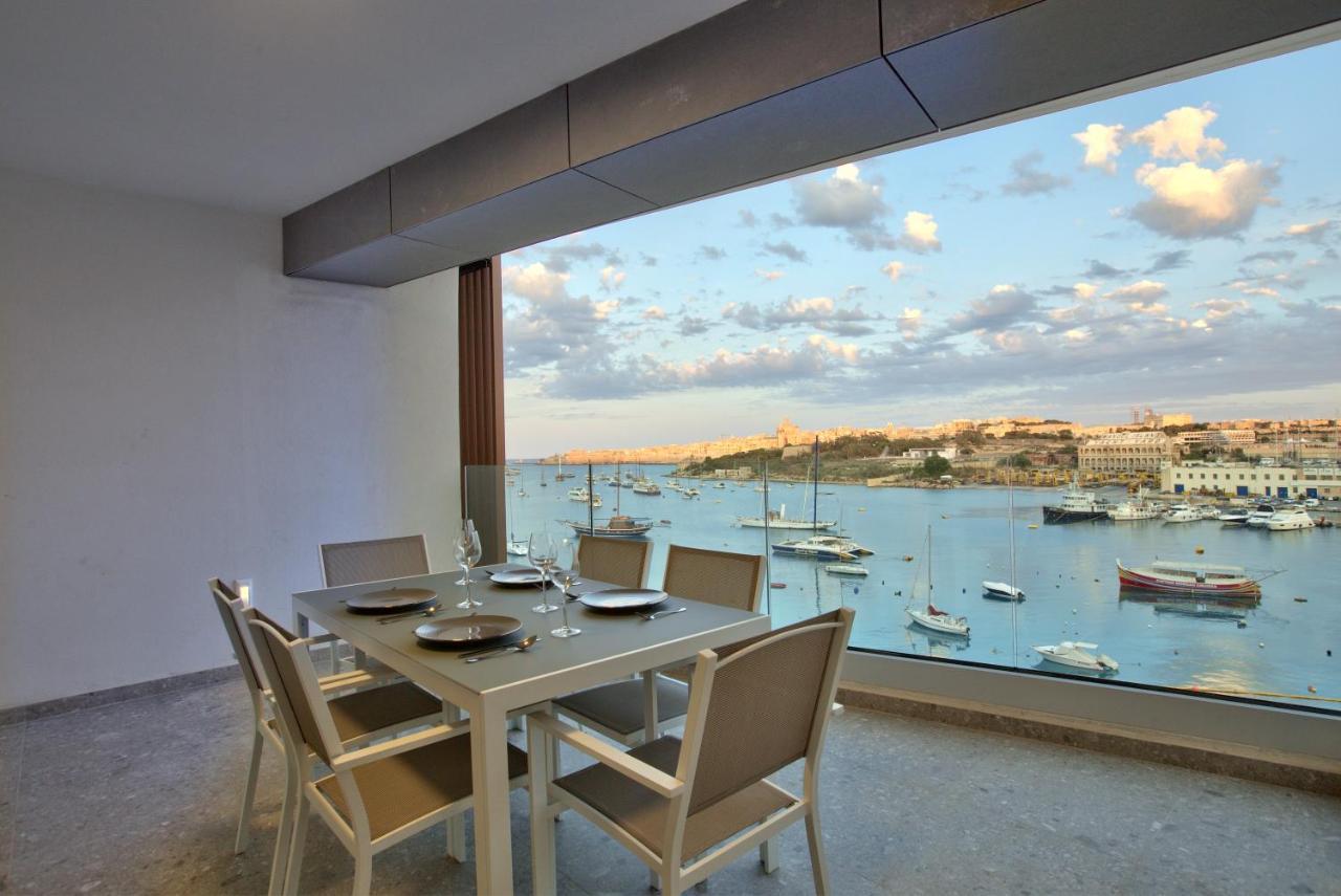 Sea Front Spacious Valletta Views Apartments Sliema Kültér fotó